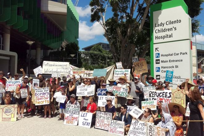 Protesters outside Brisbane's Lady Cilento Children's Hospital, 21 February