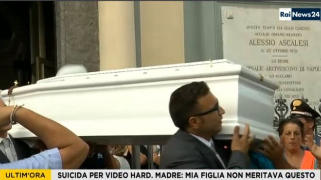 Imagens do enterro de Tiziana
