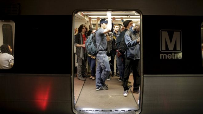 Commuters at Washington subway