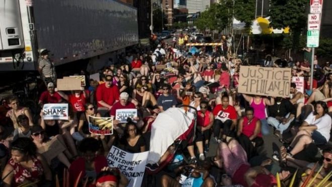 В США ширится волна протестов против полиции