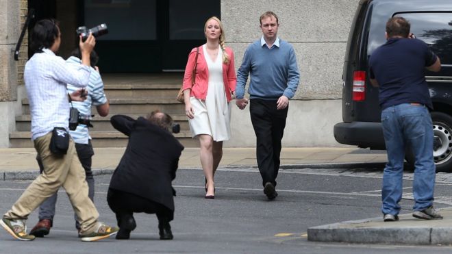 Former trader Tom Hayes (R) and his wife Sarah arrive at Southwark Crown Court on August 3, 2015