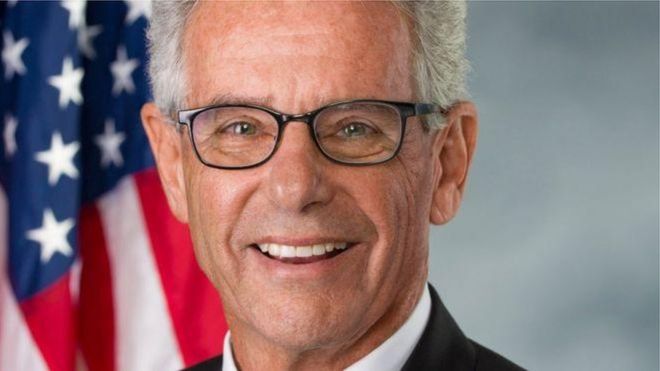 Dân biểu liên bang Alan Lowenthal