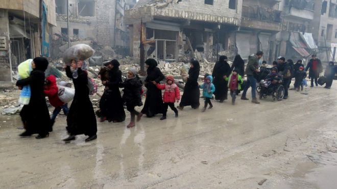 بريطانيا تستدعي سفيري إيران وروسيا احتجاجا على الوضع في حلب
