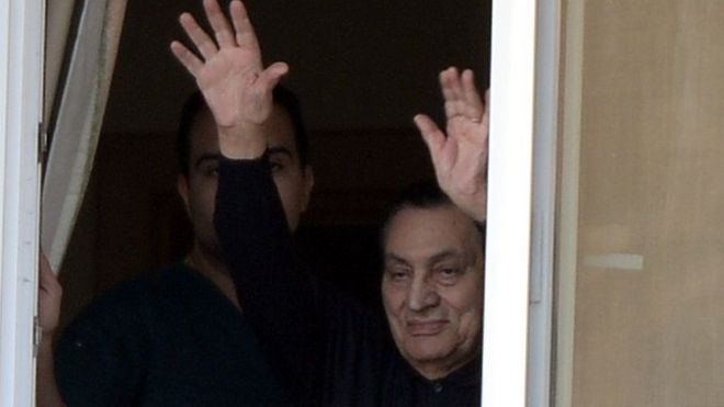 Египет соты елдің экс-президенті Хосни Мүбәракты ақтады