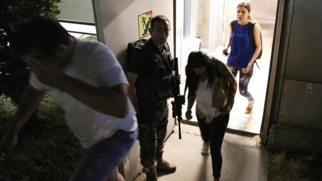 Desalojo del aeropuerto de Estambul