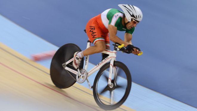 Bahman Golbarnezhad compitiendo en los Juegos Paralímpicos de Londres de 2012.