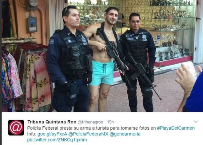 Mtalii aliyepiwa picha akiwa na bunduki ya polisi azua ghadhabu Mexico