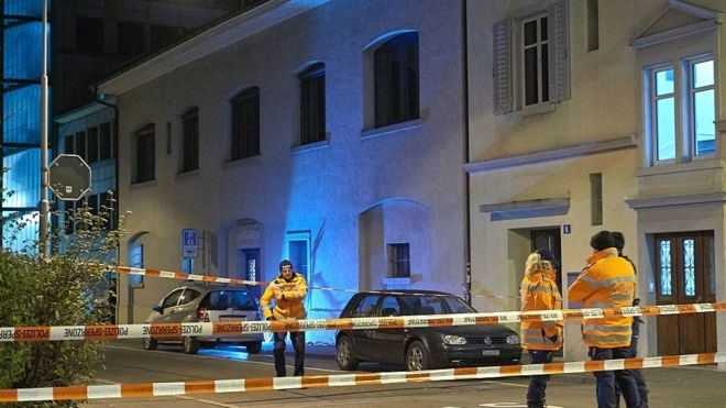 Полиция около исламского центра в Цюрихе