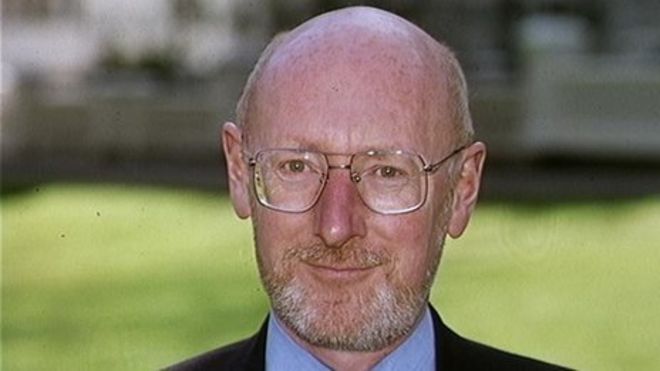 Image caption Sir <b>Clive Sinclair</b> invented the ZX80, the UK&#39;s first home <b>...</b> - _73373172_clive