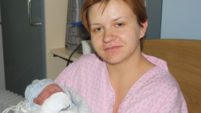 Ewelina Zimnicka with her newborn son Antoni - _74699861_74699860