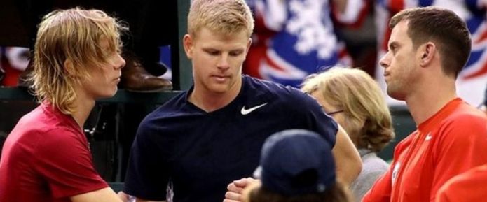 கனடாவுக்காக முதல்முறைாக டேவிஸ் கோப்பையில் டெனிஸ் ஷாபோவாலோவ் விளையாடியுள்ளார்