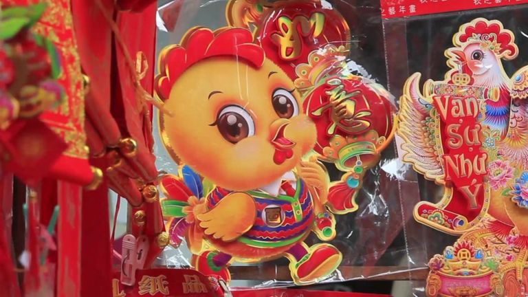 Đồ trang trí này Tết tại Hà Nội
