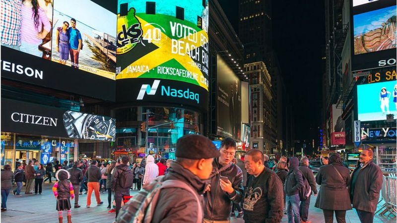 Flagrante noturno da Times Square, em Nova York