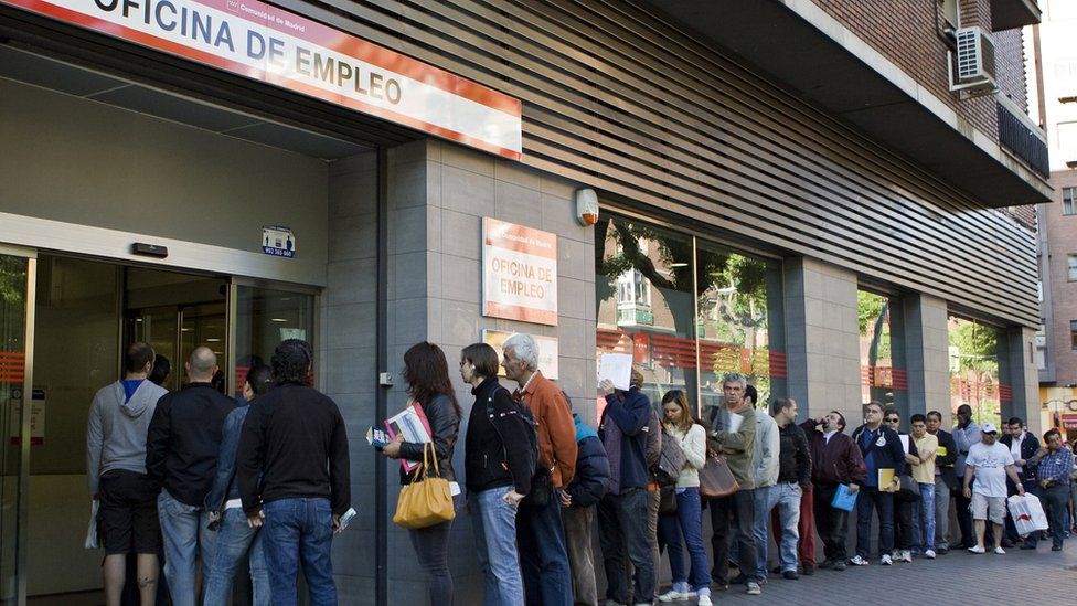 unemployment queue in Spain