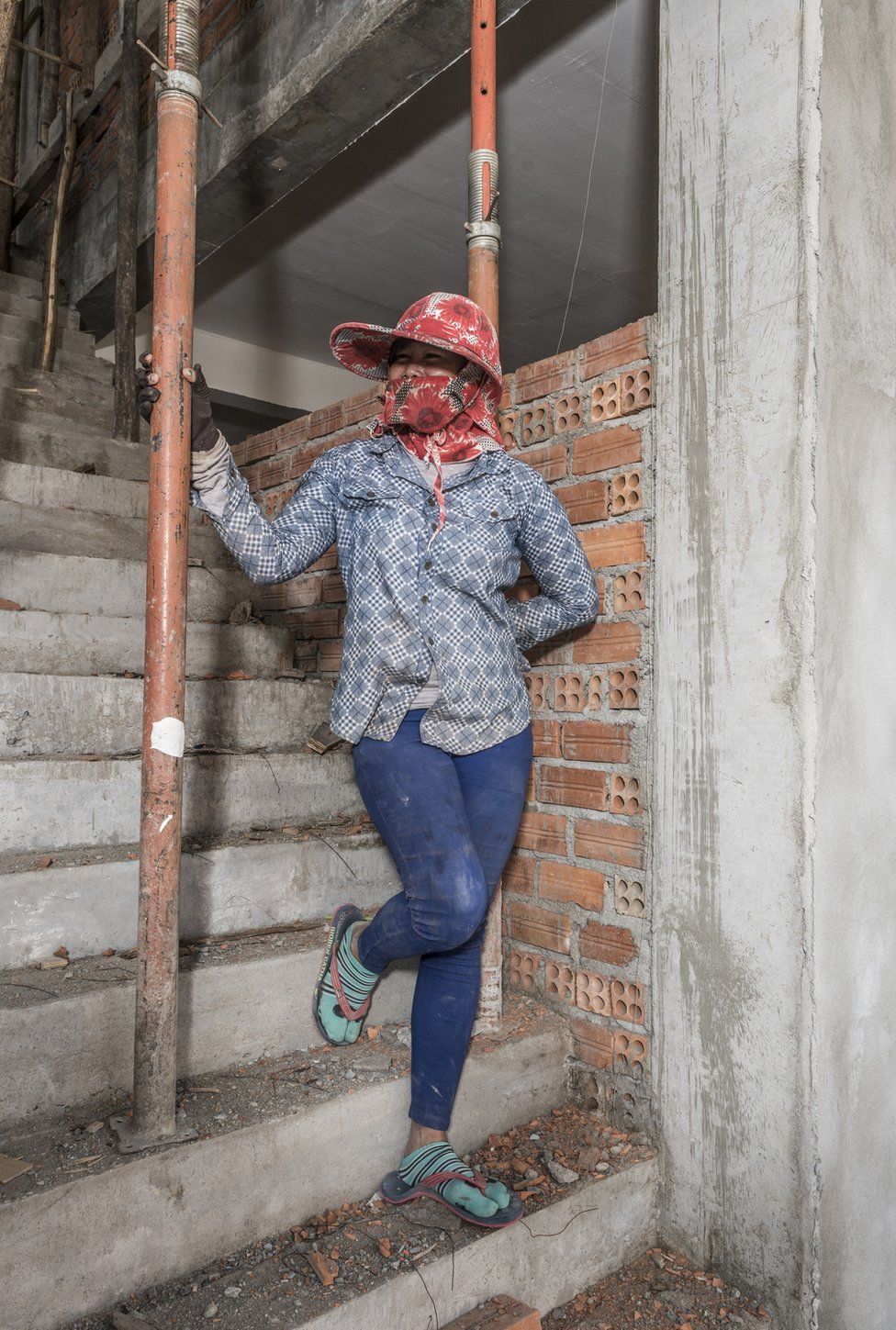 A female construction worker