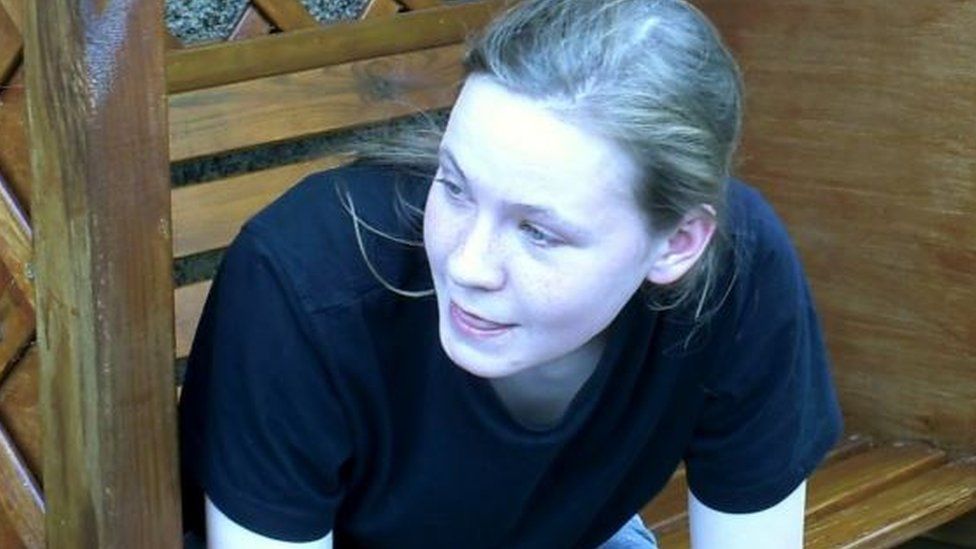 megan park england army recruit megan park died at pirbright following her megan park england army recruit megan park died at pirbright following her