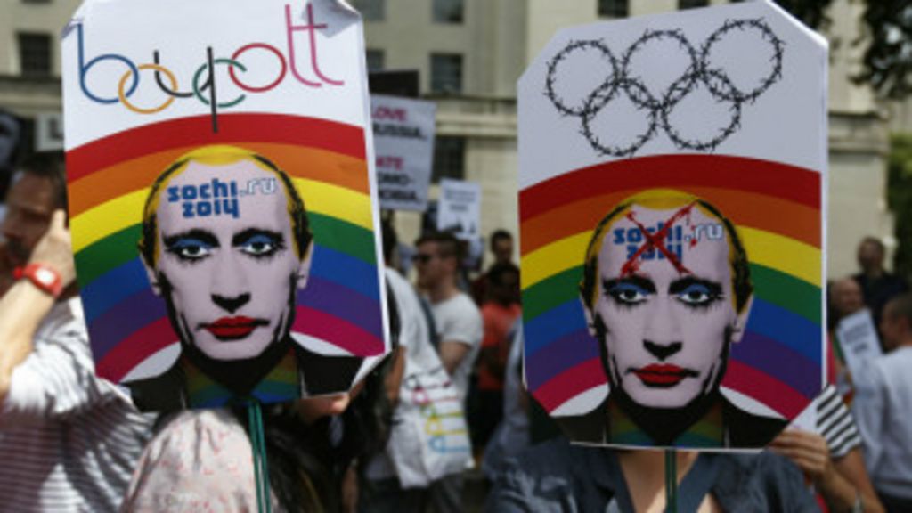 130812080340_inpics_gay_protest_london_3