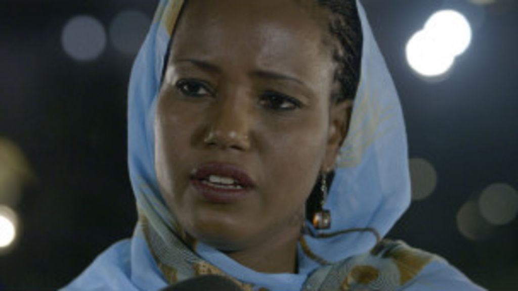 Aziza Brahim mawakiyar Sahrawi - BBC Hausa