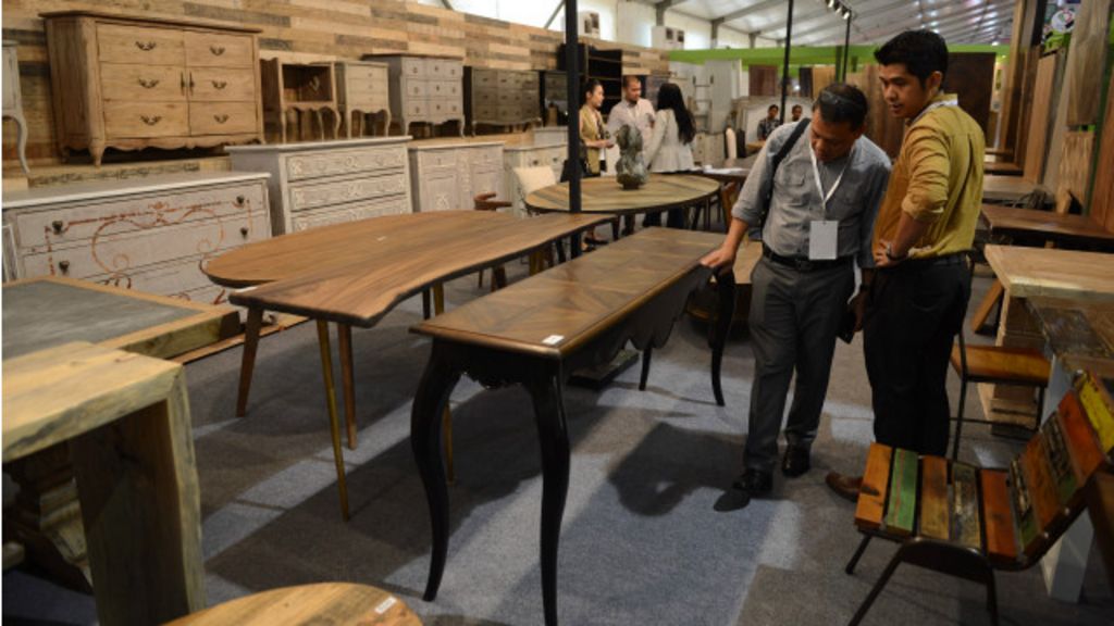 Industri mebel Indonesia terhimpit ekonomi - BBC Indonesia
