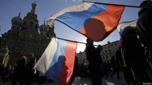 Manifestação de apoio à anexação da Crimeia, em São Petersburgo (Reuters)