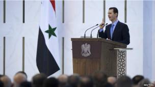 از نخستین روزهای بروز نا آرامی در سوریه علیه حکومت بشار اسد، منابعی مالی از سوی ثروتمندان عرب در حاشیه خلیج فارس در اختیار مخالفان اسد قرار گرفت