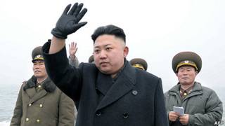 Kim Jong-un thị sát quân đội
