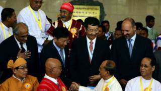 151015094928_myanmar_cease_fire_640x360_epa_nocredit.jpg