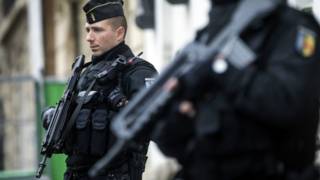 151114151543_french_police_640x360_epa_nocredit.jpg