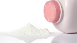 Estudios que vinculan al talco con el cáncer de ovario no son contundentes hasta el momento. 160224212834_talco_cancer_624x351_thinks