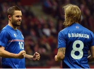 Los apellidos 160226131034_iceland_names_football_624x