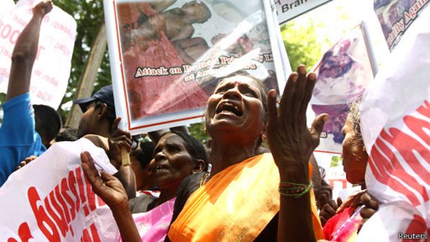 130830123119_pillay_protest_512x288_reut