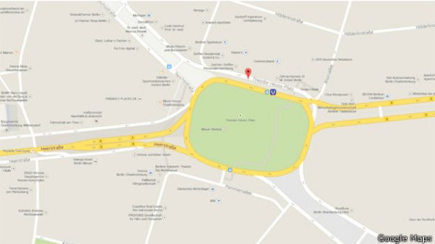 Plaza Adolf Hitler, Google