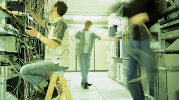 kabel super komputer