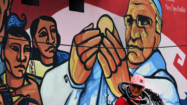 EL PAPA....DA EL PERDON...A TODAS LAS MUJERES QUE HAN ABORTADO Y ESTAN ARREPENTIDAS 150701193919_jesuitas_ecuador_mural_afp_624