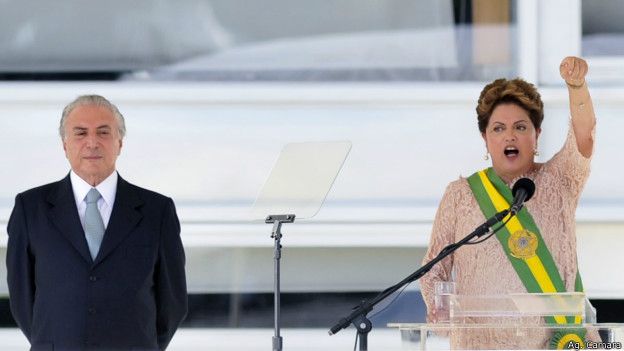 Vicepresidente brasileño, Michel temer, junto a la presidenta Dilma Rousseff, durante la ceremonia de inauguración del segundo mandato de ambos.