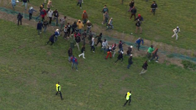 150731110144_migrants_in_calais_arial_view_624x351_bbc_nocredit.jpg
