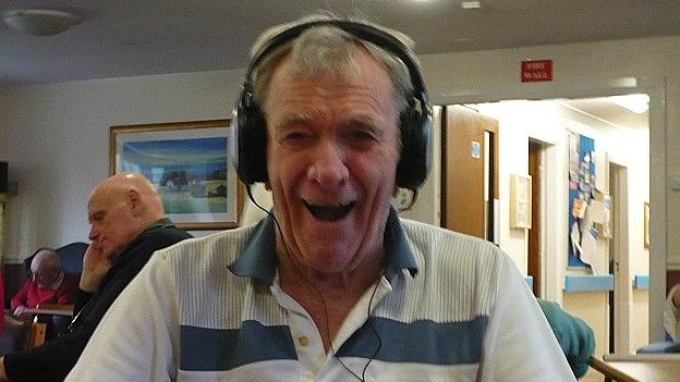 150908152612_demencia_musica_luke_mitche