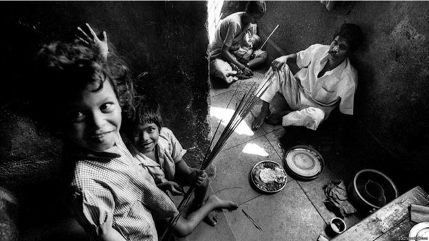 Trabajadores de cloacas en Bombay