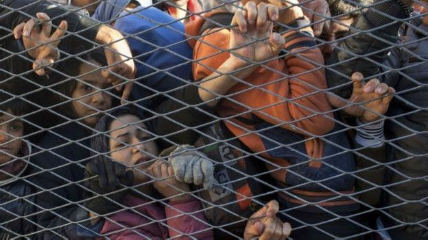 150923205522_migrants_624x351_reuters_nocredit.jpg