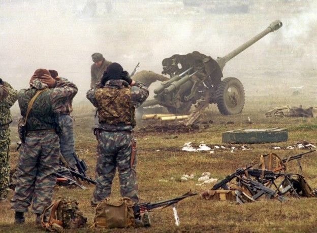 Российская артиллерия обстреливает позиции чеченских боевиков