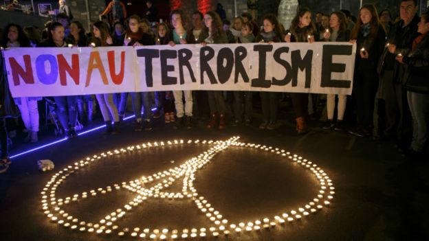 151115113831_paris_attack_640x360_ap_nocredit
