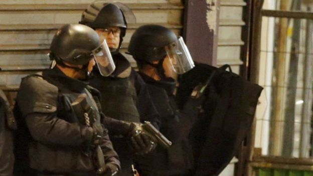 பிரான்ஸில் ஆசிரியர் மீது தாக்குதல்