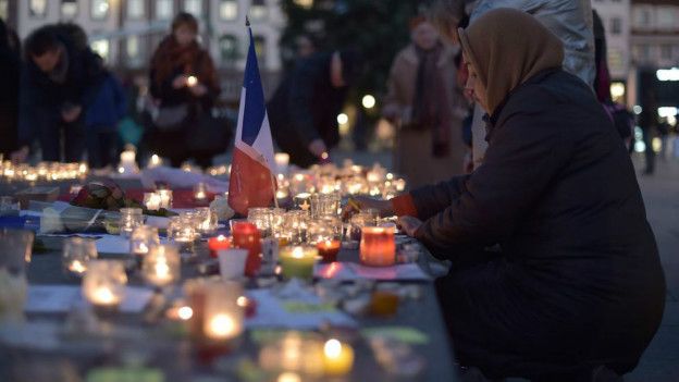 151118131307_heroism_paris_rememberance_624x351_getty_nocredit.jpg