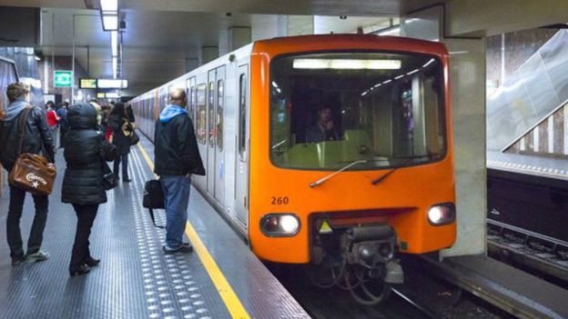 151121090638_brussels_metro_will_stay_cl