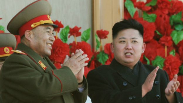 வடகொரிய தலைவருடன் ஜெனரல் றி