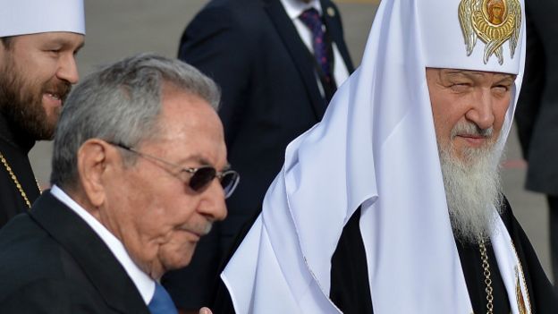 El Patriarca Kirill y el presidente de Cuba, Raúl Castro.