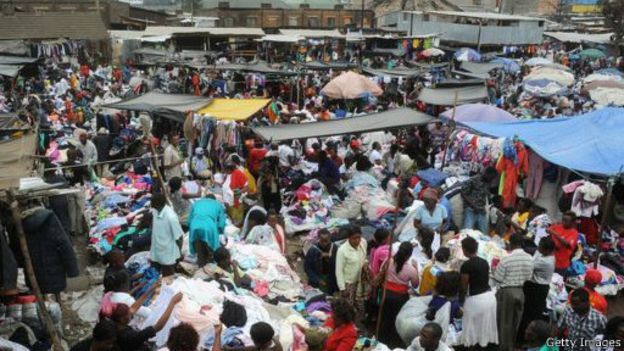 160303155058_east_africa_second_clothes_