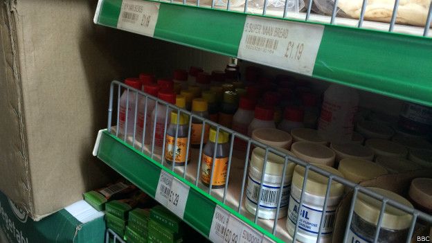 http://ichef-1.bbci.co.uk/news/ws/624/amz/worldservice/live/assets/images/2016/03/10/160310171303_cow_urine_shop_in_london_624x351_bbc.jpg