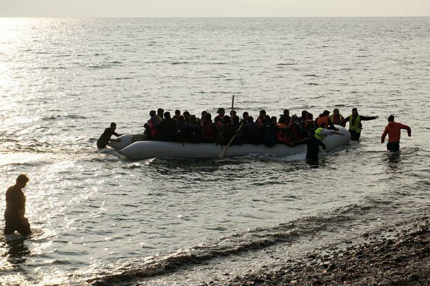 160321122157_migrantsboat_624x415_getty_