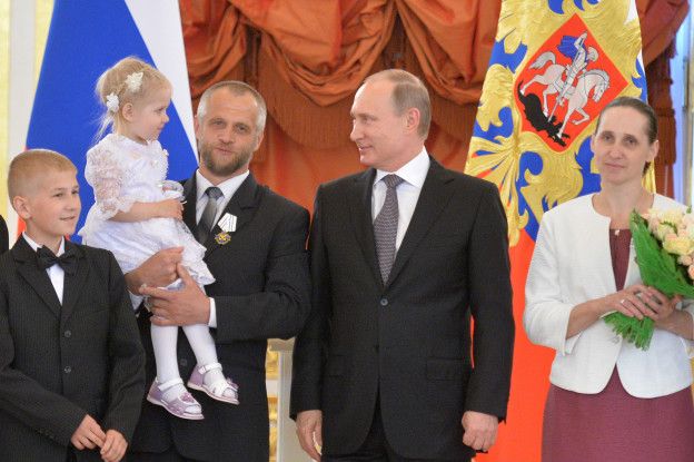 160321124313_childrenputin_624x415_riano